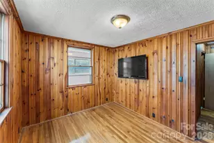 194 Virginia Dr, Marion, NC 28752 - Photo 11