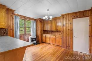 194 Virginia Dr, Marion, NC 28752 - Photo 7