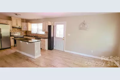 6315 Spring Garden Lane, Charlotte, NC 28213 - Photo 5