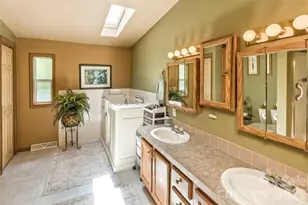 185 Trout Water Cir, Burnsville, NC 28714 - Photo 15
