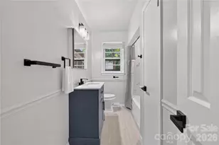 2216 Milton Rd, Charlotte, NC 28215 - Photo 11