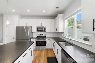 2037 Howell Crk Wy, Charlotte, NC 28215 - Photo 11