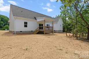 214 Lockhard Cir, Troutman, NC 28166 - Photo 9