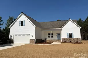 214 Lockhard Cir, Troutman, NC 28166 - Photo 1