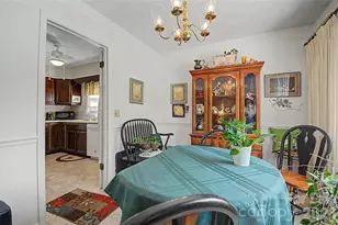 1765 Haywood Manor Rd, Hendersonville, NC 28791 - Photo 11
