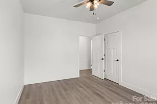 27 Klimovych Rd, Hendersonville, NC 28792 - Photo 23