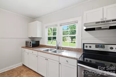 307 Clay Street, Belmont, NC 28012 - Photo 11