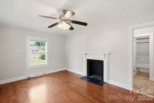 307 Clay St, Belmont, NC 28012 - Photo 5