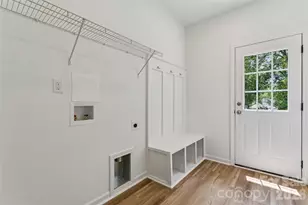223 W 11th St, Salisbury, NC 28144 - Photo 11