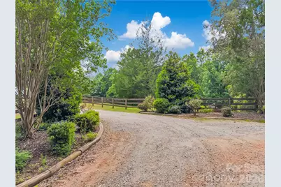 711 Meadow Crest Road, Tryon, NC 28782 - Photo 11