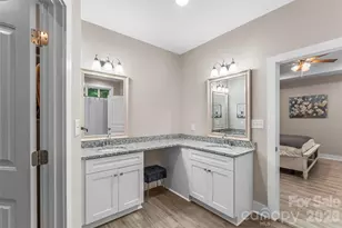 1640 Farmington Hills Dr, Conover, NC 28613 - Photo 17