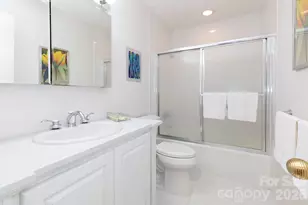 301 Crowfields Ln, Asheville, NC 28803 - Photo 15