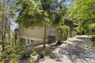 112 Windy Gap Rd, Asheville, NC 28804 - Photo 9