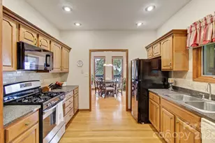 112 Windy Gap Rd, Asheville, NC 28804 - Photo 23