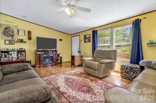 147 High Valley Estates Dr, Alexander, NC 28701 - Photo 5