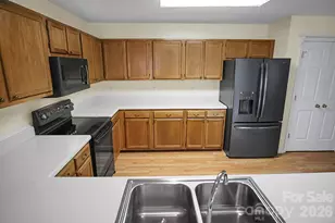 5573 Lennox Dr, Kings Mountain, NC 28086 - Photo 9