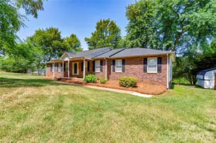 5573 Lennox Dr, Kings Mountain, NC 28086 - Photo 3