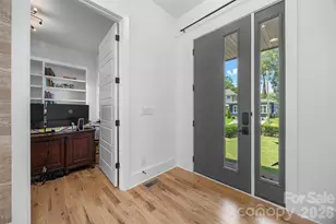 1216 Goodwin Ave, Charlotte, NC 28205 - Photo 3