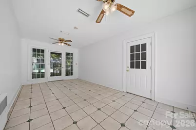 521 5th Street NW, Hickory, NC 28601 - Photo 31