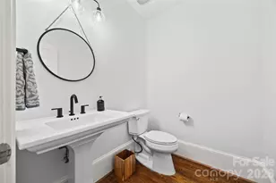 9414 Heydon Hall Cir, Charlotte, NC 28210 - Photo 13