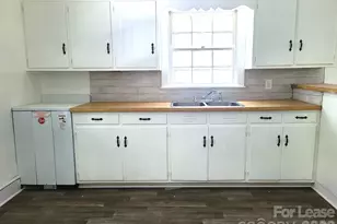 206 N Cloudman St, Charlotte, NC 28216 - Photo 3