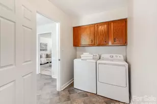 4625 Annerly Ct, Charlotte, NC 28226 - Photo 19