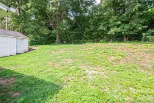 2639 Springbrook Cir, Gastonia, NC 28052 - Photo 47