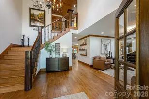 345 Prospect Dr, Burnsville, NC 28714 - Photo 3