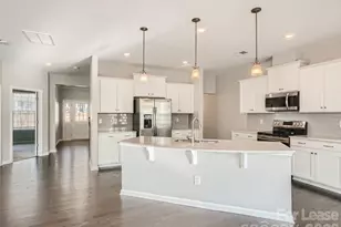 8123 Cornhill Ave, Charlotte, NC 28277 - Photo 11