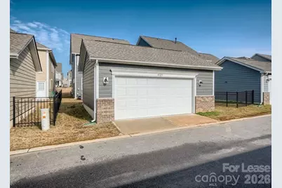 8123 Cornhill Avenue, Charlotte, NC 28277 - Photo 27