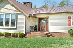 1368 Cajah Mountain Rd, Hudson, NC 28638 - Photo 19