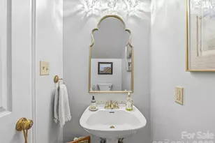 1005 Windsor Dr, Asheville, NC 28803 - Photo 19