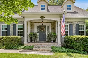 1005 Windsor Dr, Asheville, NC 28803 - Photo 3
