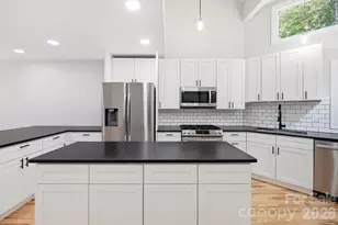 14612 Waterside Dr, Charlotte, NC 28278 - Photo 15