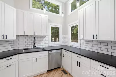 14612 Waterside Drive, Charlotte, NC 28278 - Photo 17
