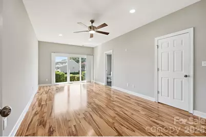 14612 Waterside Drive, Charlotte, NC 28278 - Photo 31