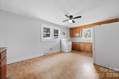 592 Main Street, Hudson, NC 28638 - Photo 7