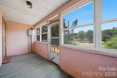592 Main Street, Hudson, NC 28638 - Photo 17