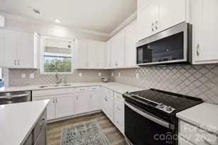 16716 Summers Walk Blvd, Davidson, NC 28036 - Photo 17
