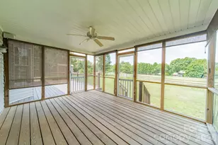 151 Turnberry Ln, Mooresville, NC 28117 - Photo 5