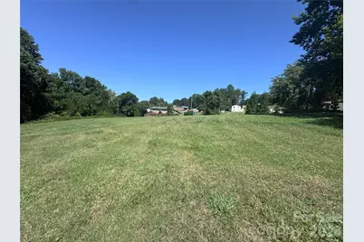 000 Miller Avenue, Marion, NC 28752 - Photo 3