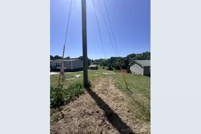 000 Miller Avenue, Marion, NC 28752 - Photo 7