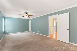 8410 Cricket Lake Dr, Charlotte, NC 28277 - Photo 21