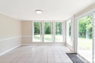 8410 Cricket Lake Dr, Charlotte, NC 28277 - Photo 17