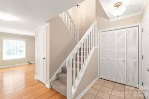 8410 Cricket Lake Dr, Charlotte, NC 28277 - Photo 5