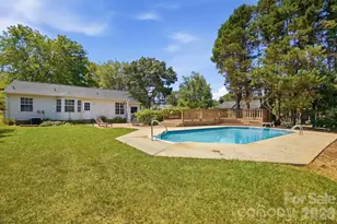 2101 Palm Ln, Belmont, NC 28012 - Photo 29