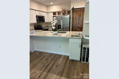 19901 Henderson Road #B, Cornelius, NC 28031 - Photo 11
