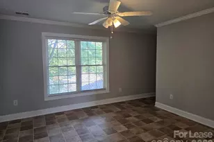 2359 Madeline Meadow Dr, Charlotte, NC 28217 - Photo 15