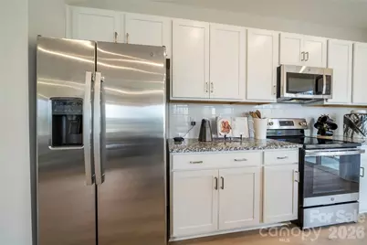 6041 Longar Lane, Charlotte, NC 28269 - Photo 9