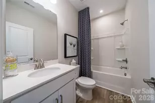 6041 Longar Ln, Charlotte, NC 28269 - Photo 17